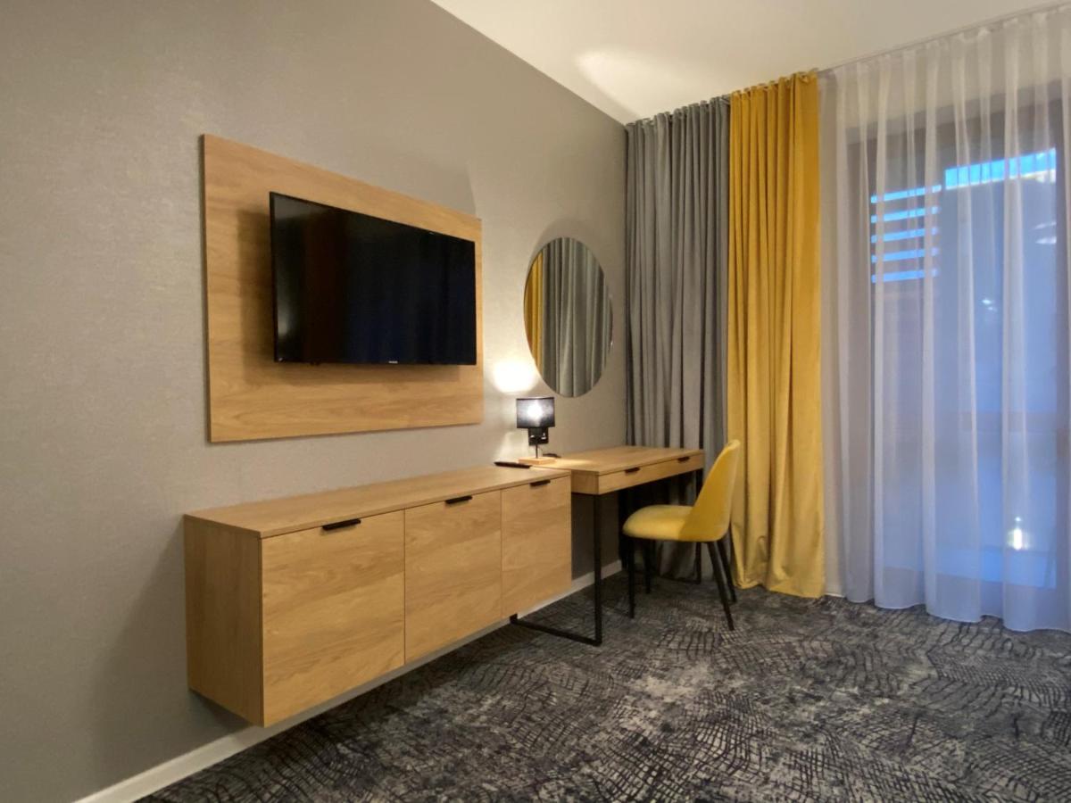 Apartment Friends Besenova - Free Swinning Pool Экстерьер фото